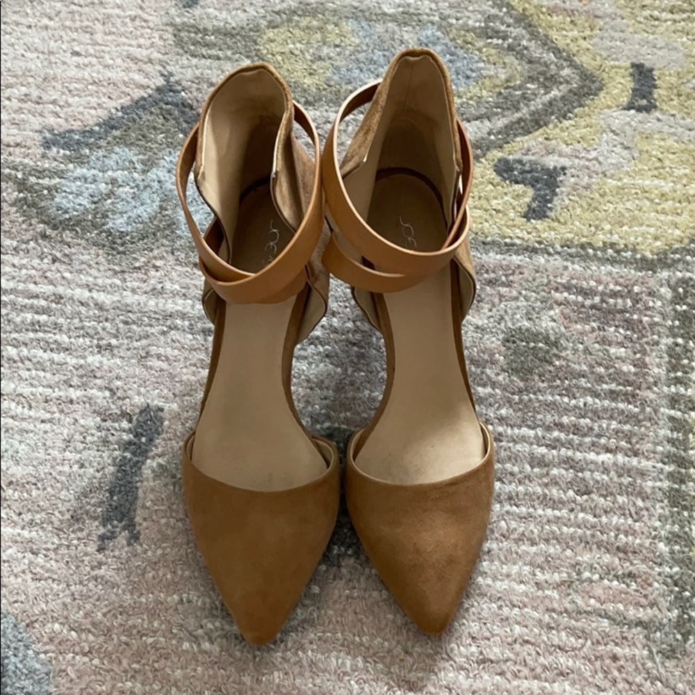 Joe’s shoes 7.5